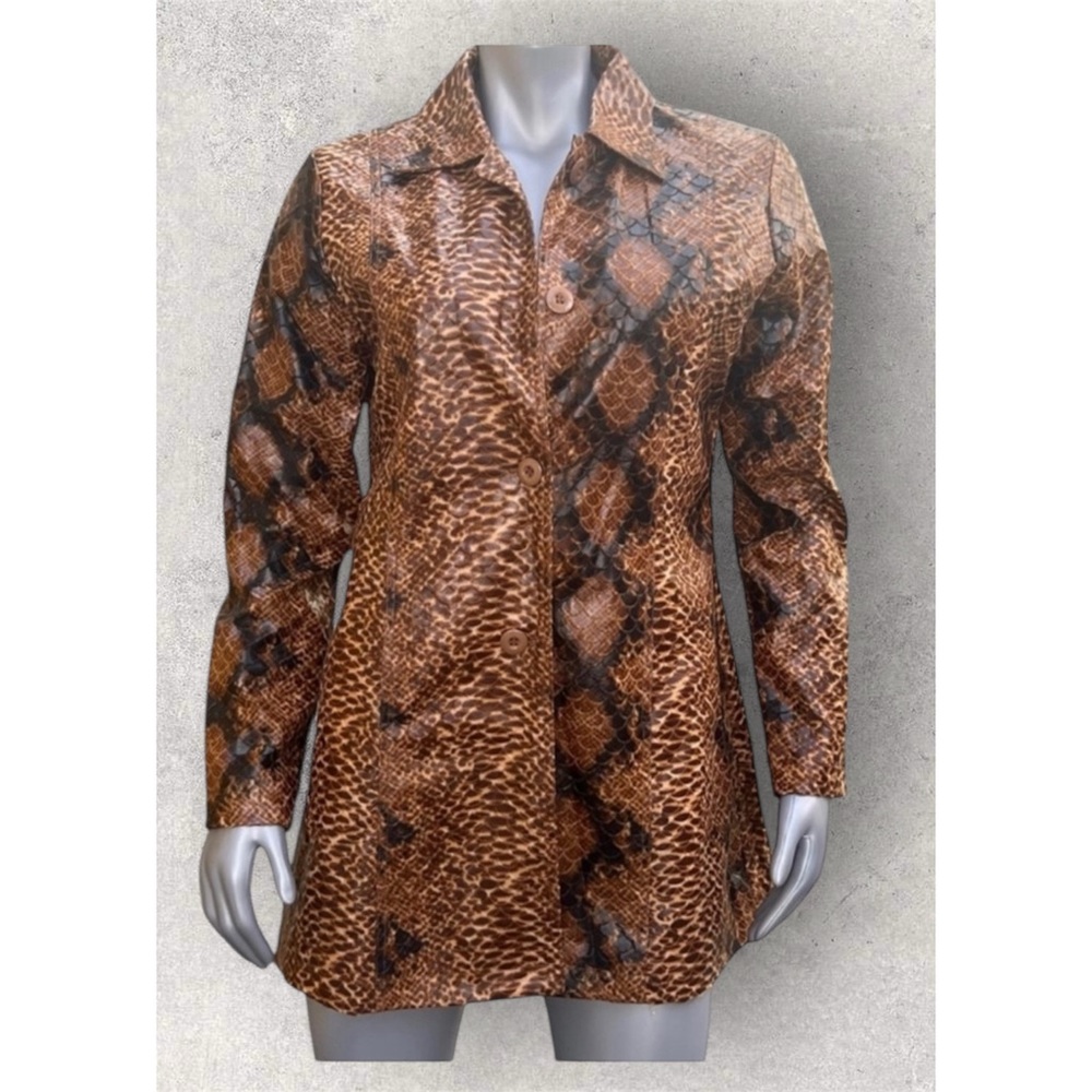 Selene Sport Women’s Snake Patterned Jacket Medium
